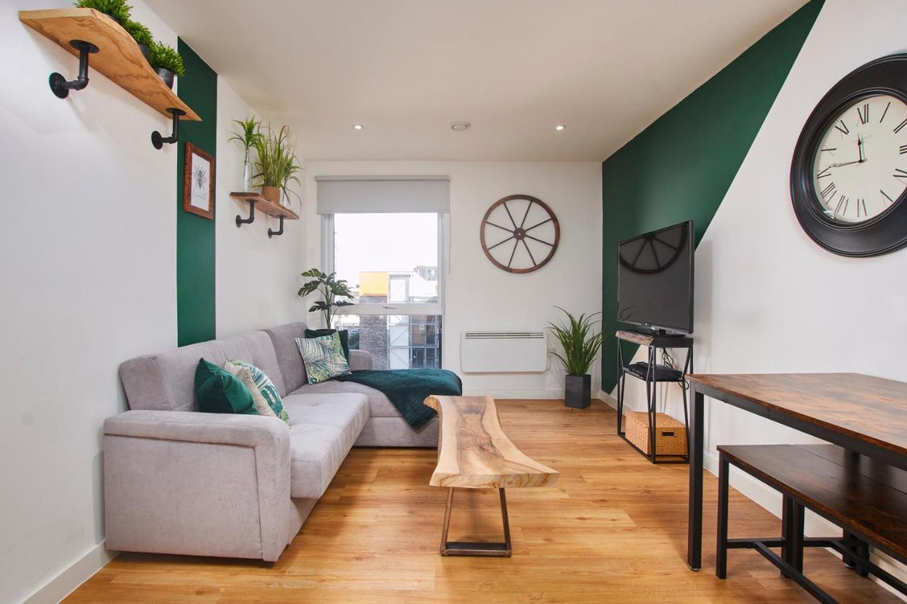 Beautiful Apartment Near Piccadilly Train Station Manchester Extérieur photo